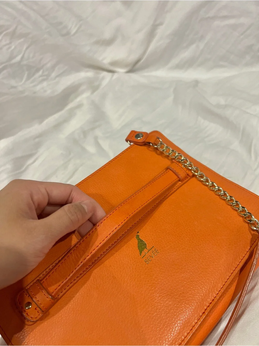 rare BEVEE Orange Pebbled Leather Convertible Clutch Crossbody‎ Wallet Chain Bag